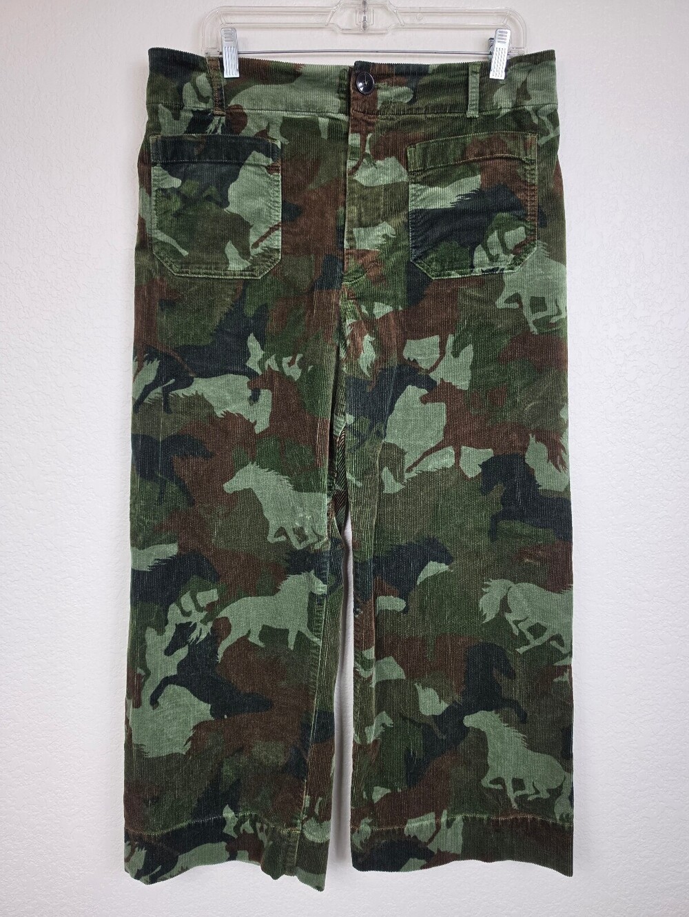 Horse Camo Maeve Anthropologie Green Corduroy Pants Size 32